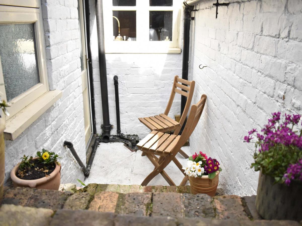 Church View Cottage Ashbourne  Exterior photo